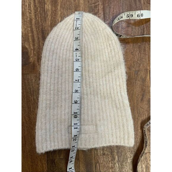 NWT Favorite Daughter The Logo Patch Rib Beanie main image 6